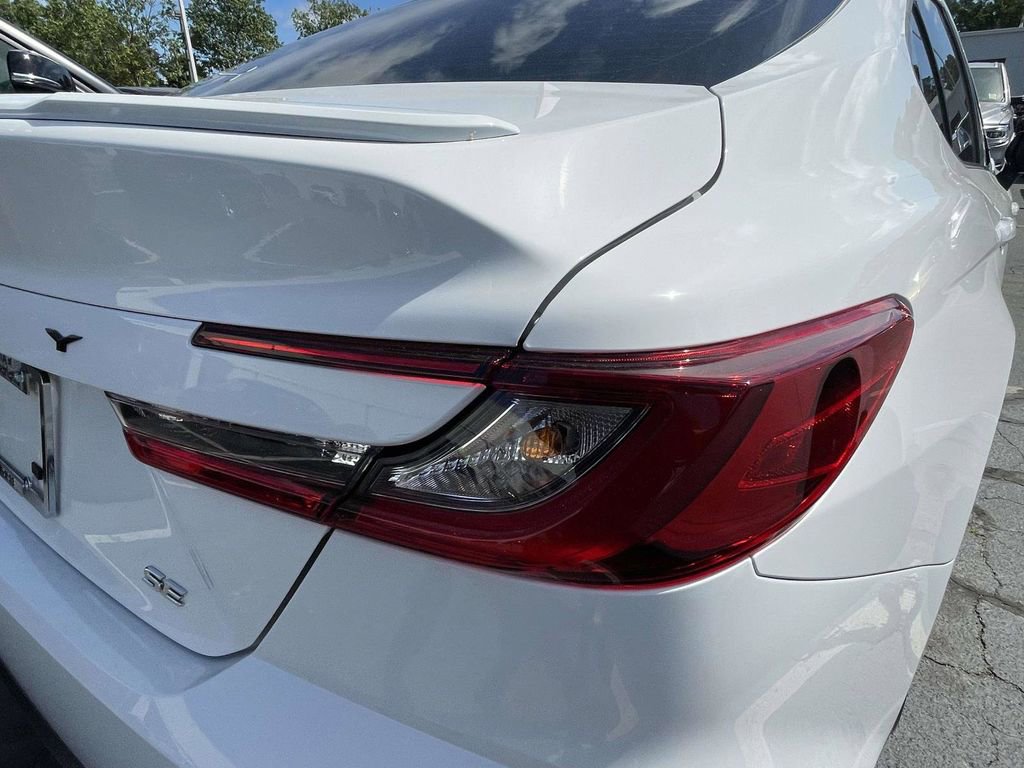 Used 2025 Toyota Camry SE w/ Multimedia Upgrade Package FWD image 17