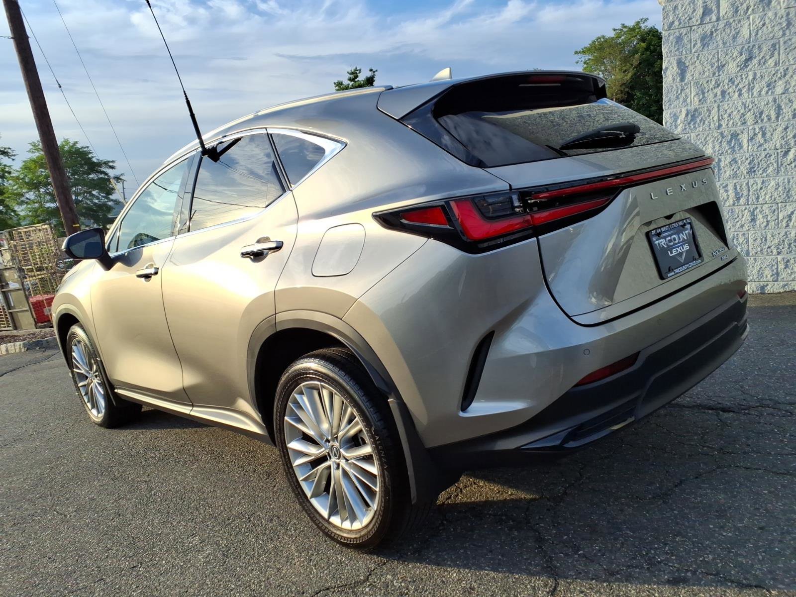 Certified 2023 Lexus NX 350 AWD image 4