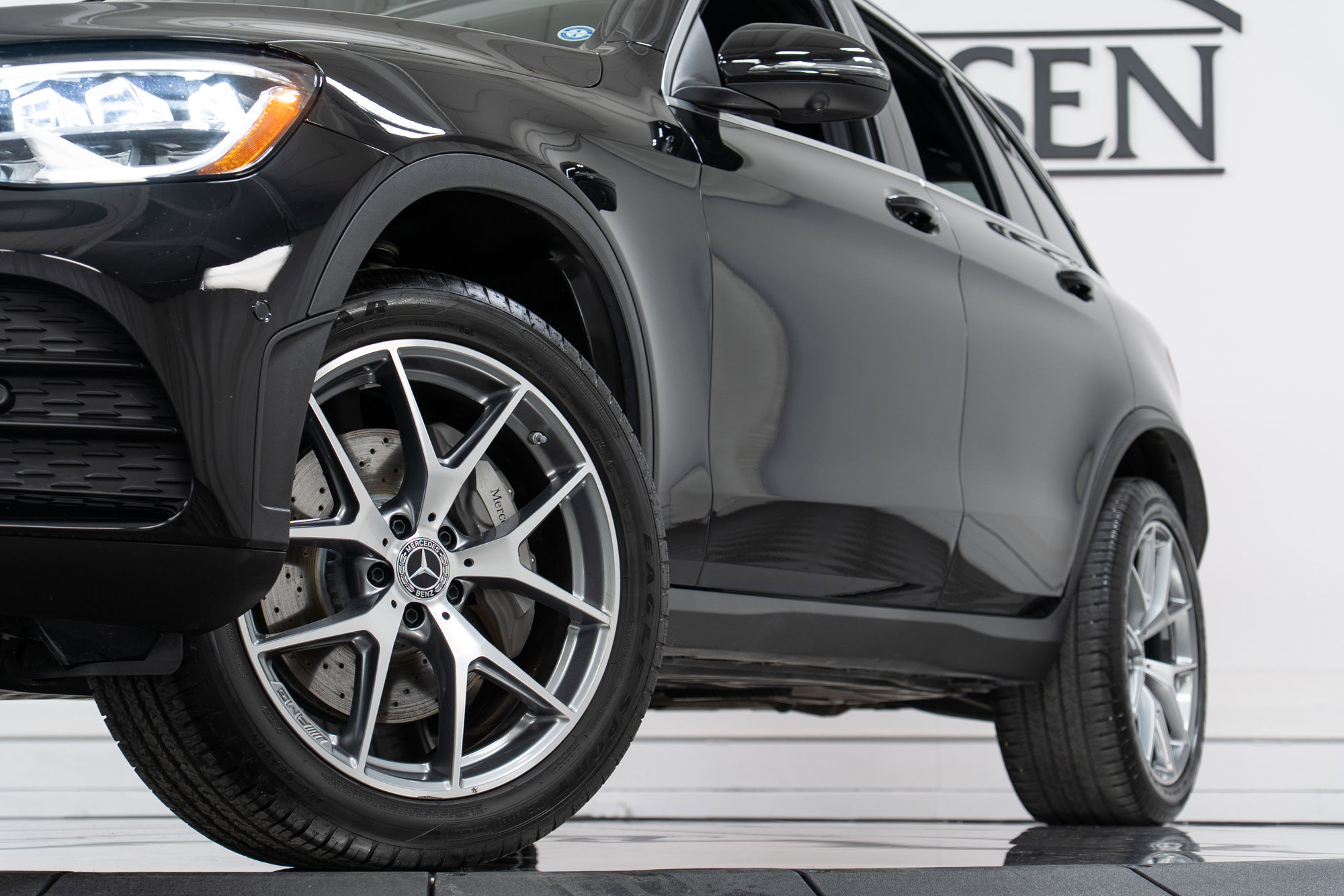 Certified 2022 Mercedes-Benz GLC 300 4MATIC image 27