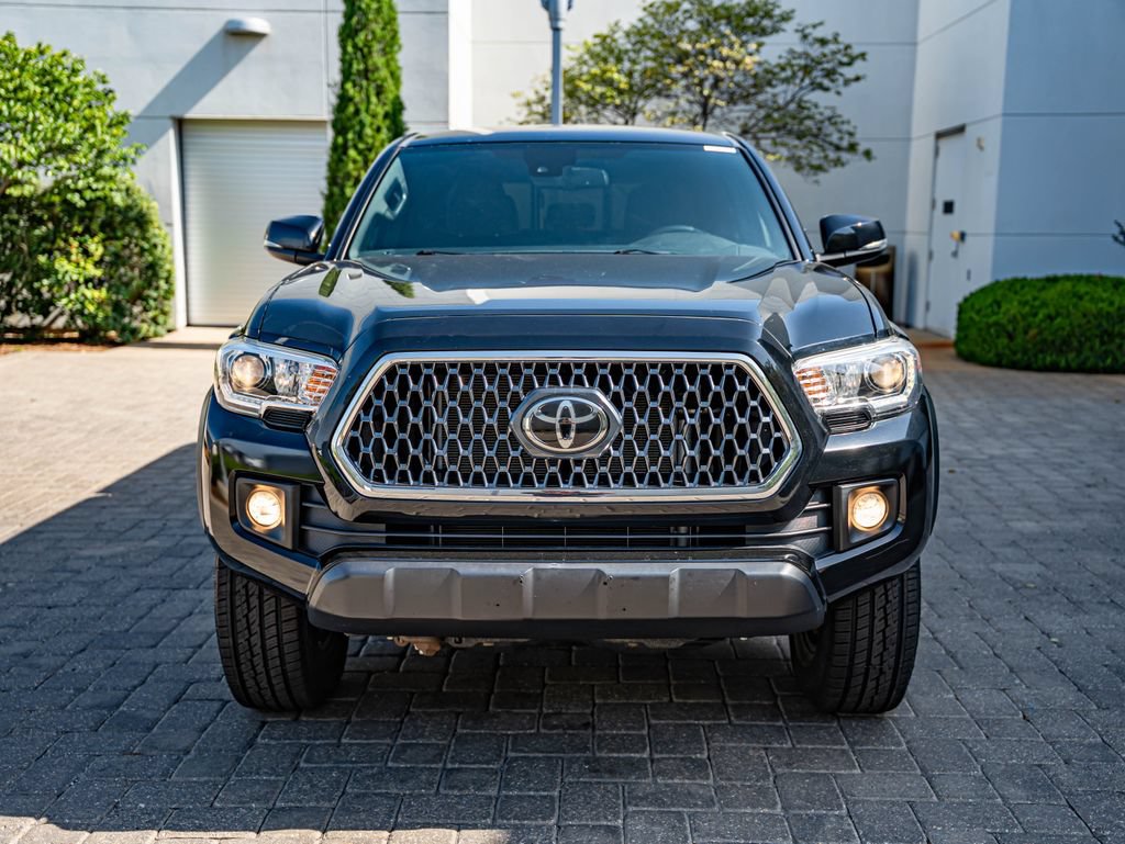 Used 2019 Toyota Tacoma TRD Off-Road AWD/4WD image 2