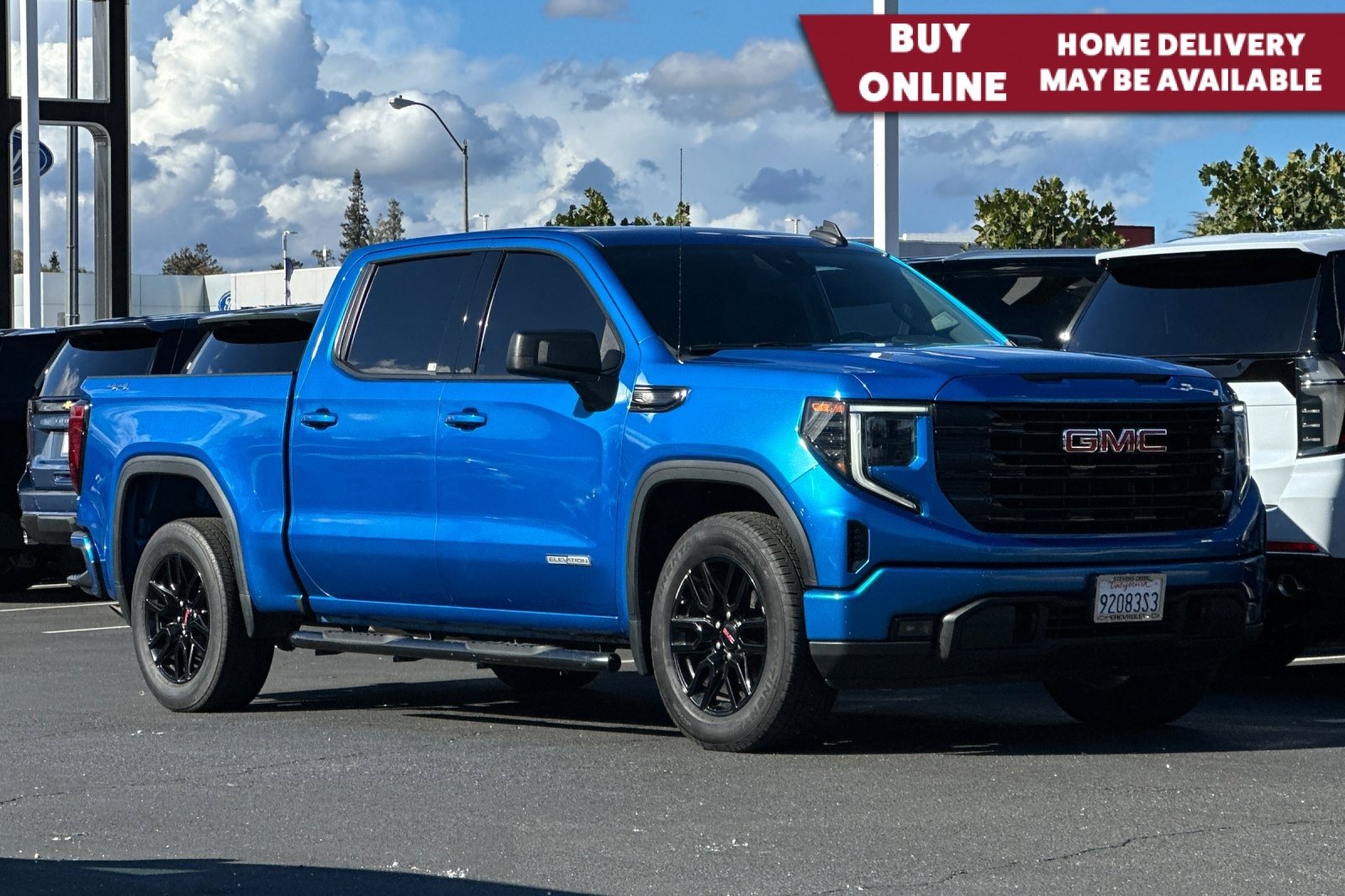 Used 2022 GMC Sierra 1500 Elevation image 1