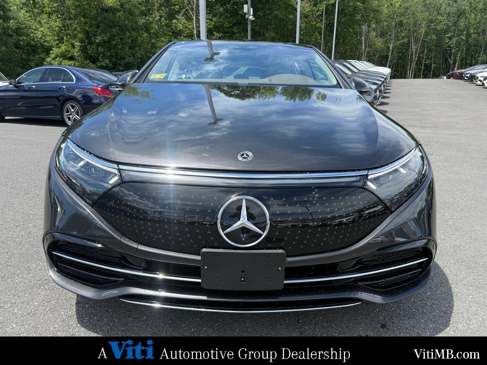 Certified 2022 Mercedes-Benz EQS 580 4MATIC Sedan image 3