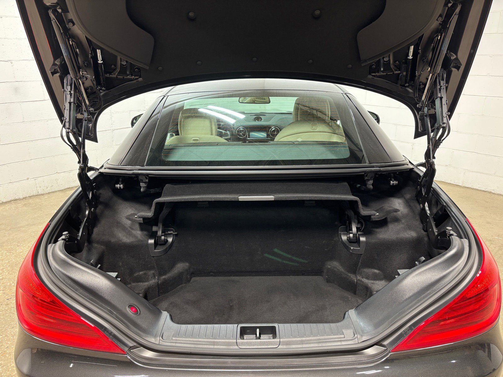 Used 2020 Mercedes-Benz SL 450 image 31
