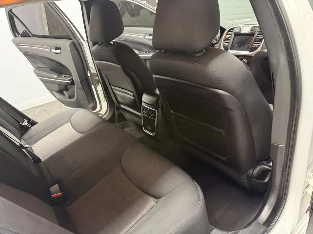 Used 2019 Chrysler 300 Touring w/ Sport Appearance Package RWD image 46