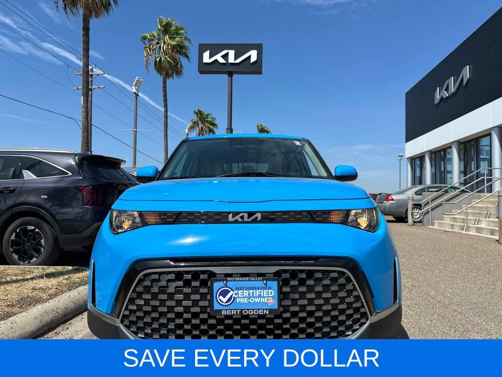 Used 2025 Kia Soul EX FWD image 2