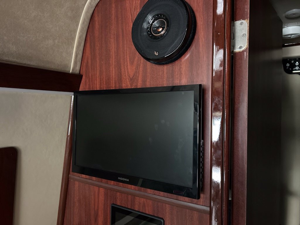 Used 2020 Mercedes-Benz Sprinter 3500 image 24