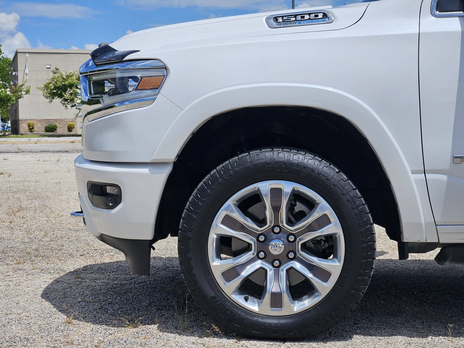 Used 2021 RAM 1500 Limited AWD/4WD image 12