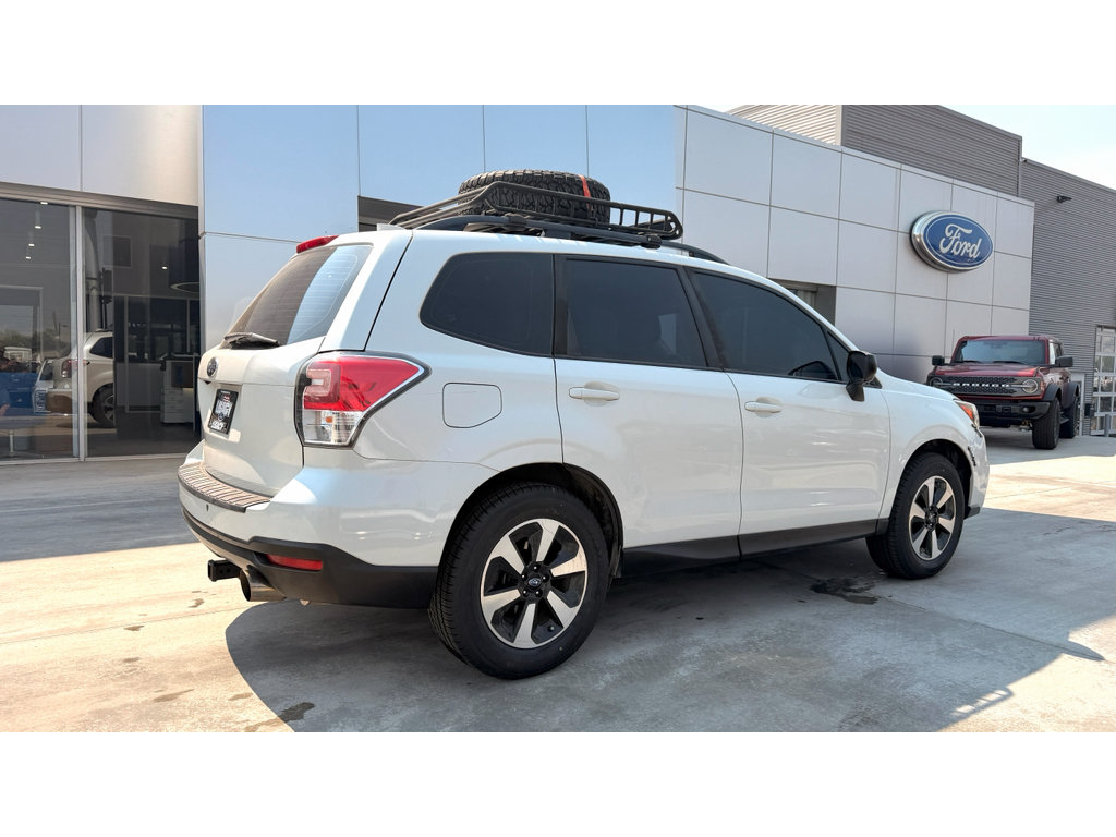 Used 2017 Subaru Forester 2.5i w/ Alloy Wheel Package AWD/4WD image 7
