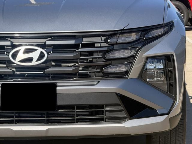 Used 2025 Hyundai Tucson SEL FWD image 8