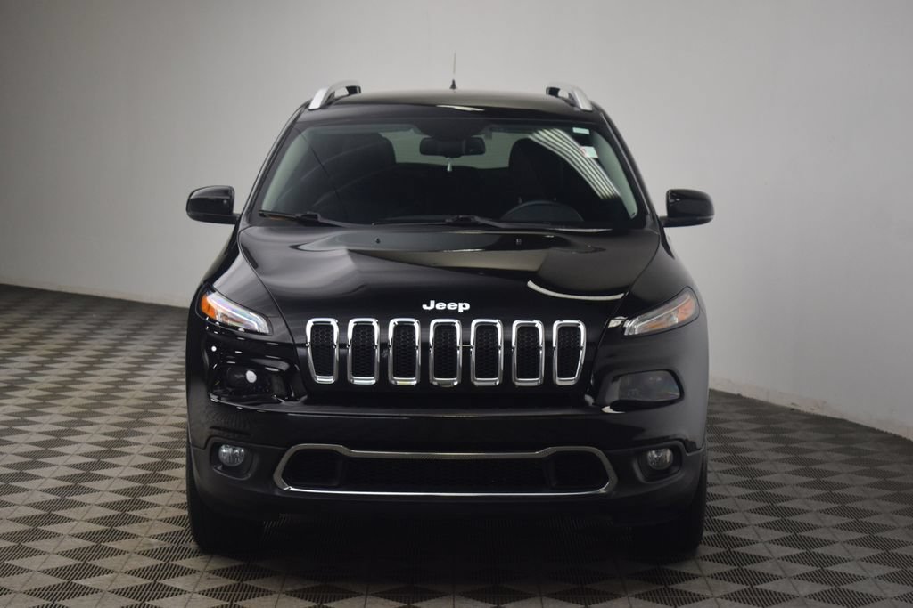 Used 2017 Jeep Cherokee Limited AWD/4WD image 19