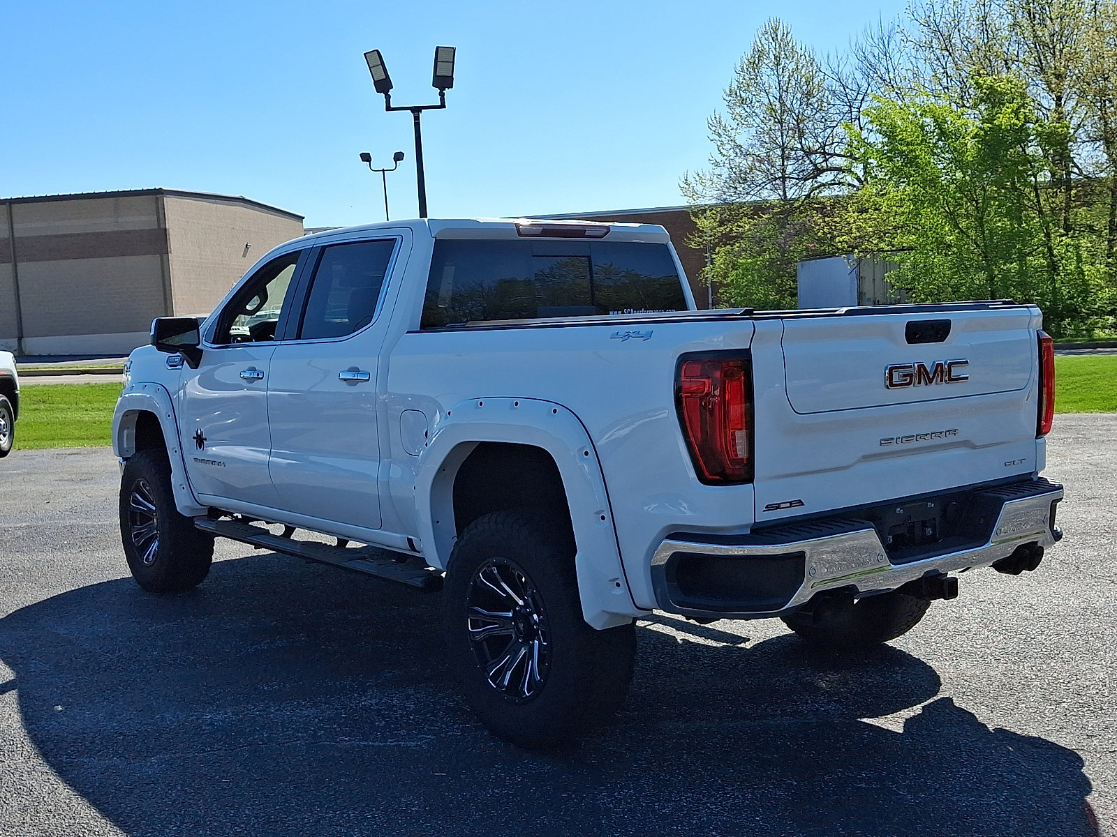 Used 2021 GMC Sierra 1500 SLT w/ SLT Premium Plus Package AWD/4WD image 6