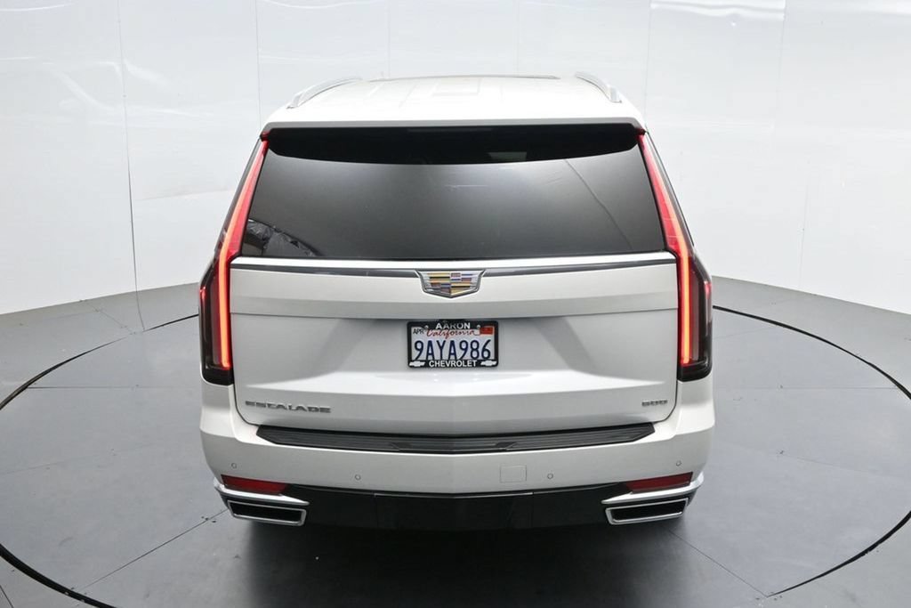 Used 2022 Cadillac Escalade Premium Luxury AWD/4WD image 62