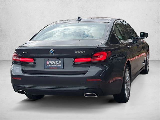 Used 2023 BMW 530i xDrive w/ Premium Package image 5
