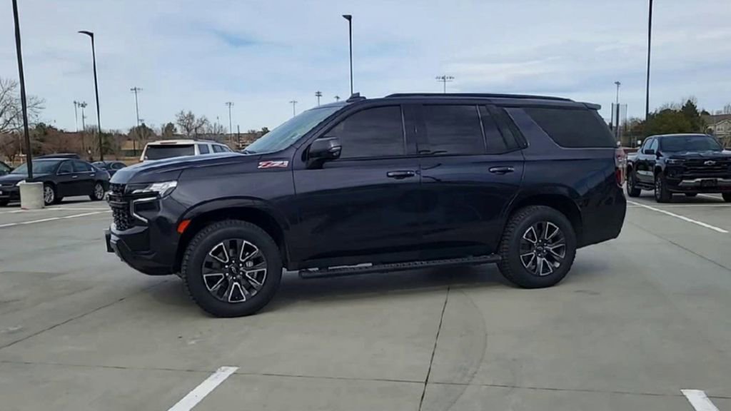 Used 2023 Chevrolet Tahoe Z71 w/ Luxury Package image 6