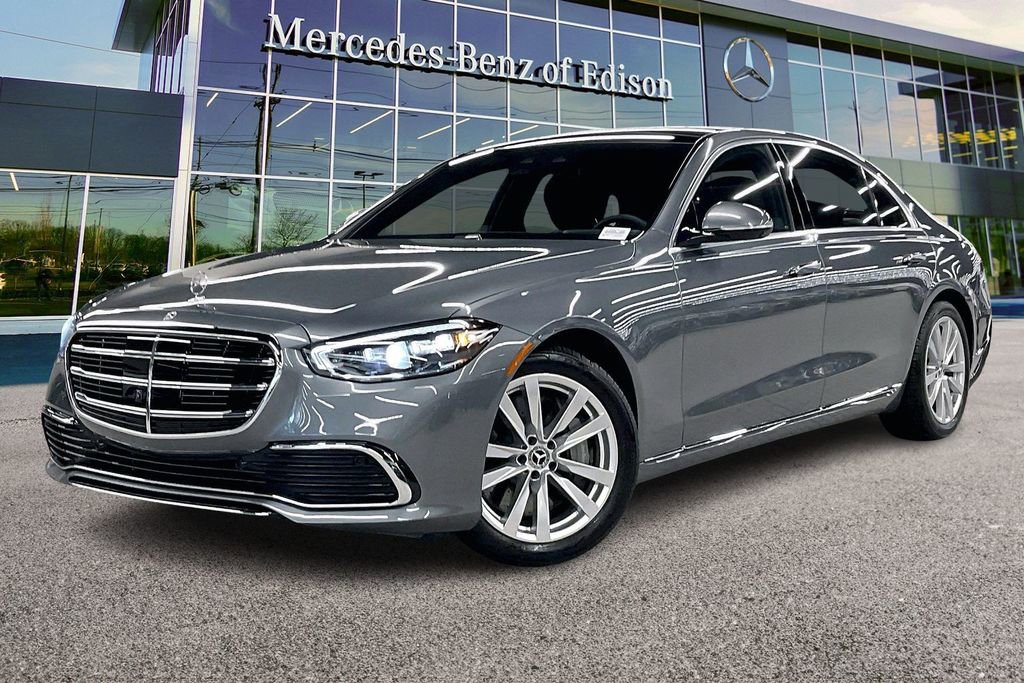 New 2025 Mercedes-Benz S 580 4MATIC Sedan image 2