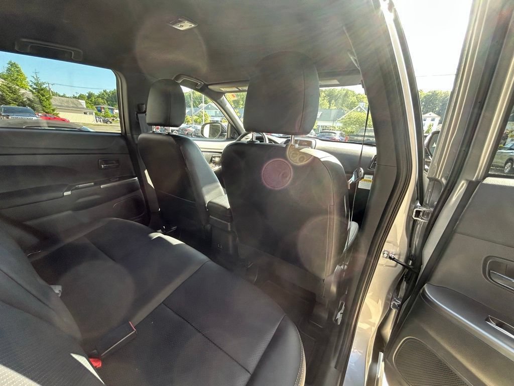 Used 2025 Mitsubishi Outlander Sport SEL AWD/4WD image 31