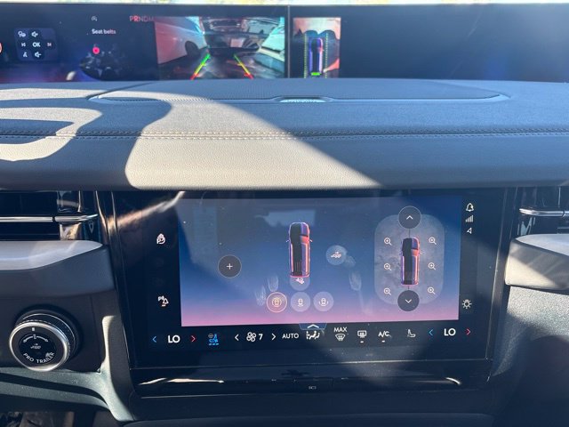 New 2026 Lincoln Navigator Reserve AWD/4WD image 20