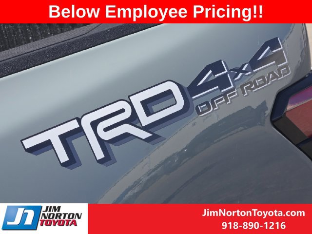 New 2026 Toyota Tundra Platinum w/ TRD Off-Road Package AWD/4WD image 8