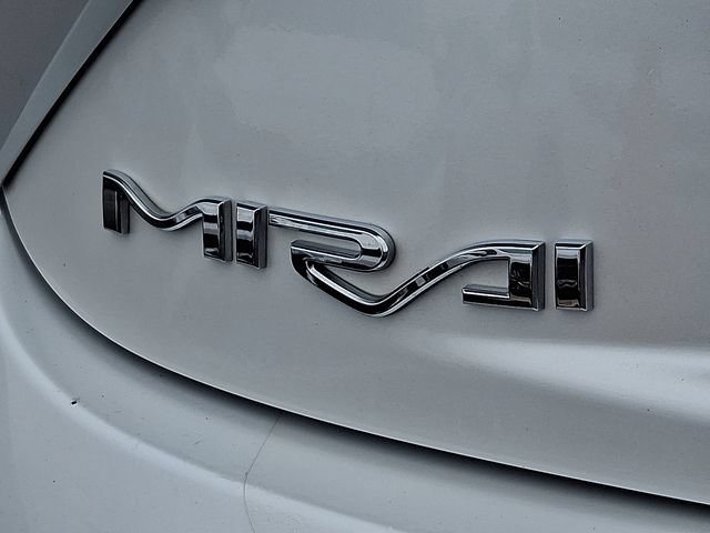 Used 2023 Toyota Mirai w/ Advanced Technology Package RWD image 30
