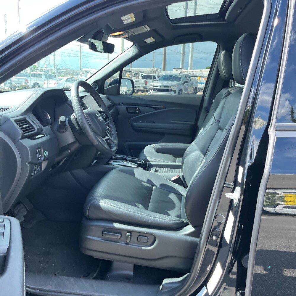 Used 2023 Honda Passport Elite image 4