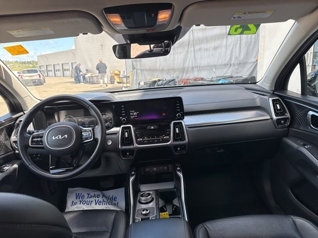 Certified 2023 Kia Sorento EX AWD/4WD image 25
