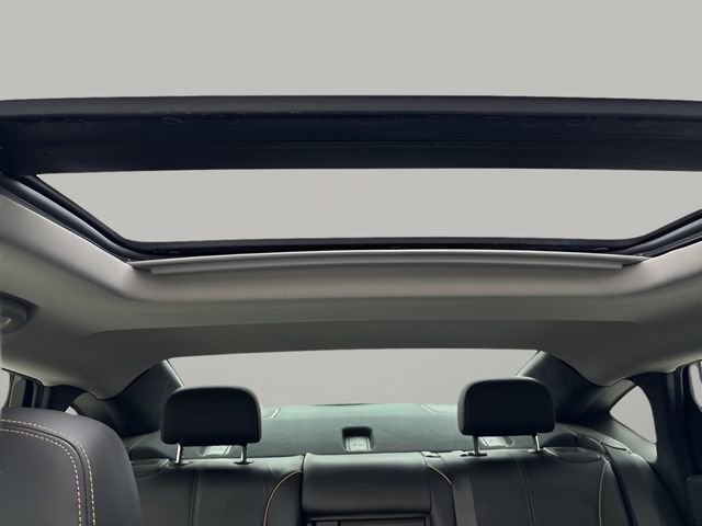 Used 2016 Chevrolet Impala LTZ w/ Enhanced Convenience Package image 16