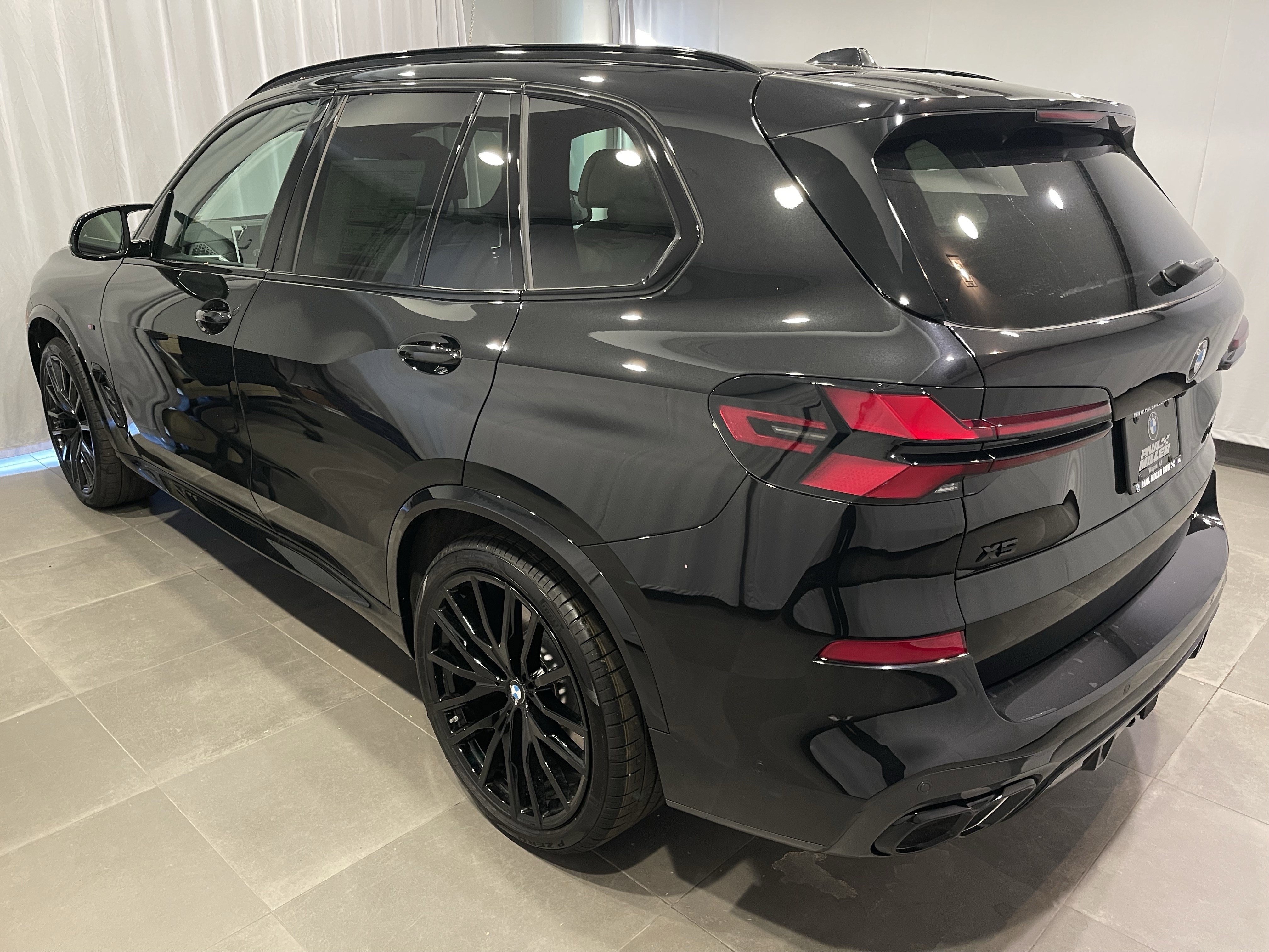 New 2026 BMW X5 M60i AWD/4WD image 4
