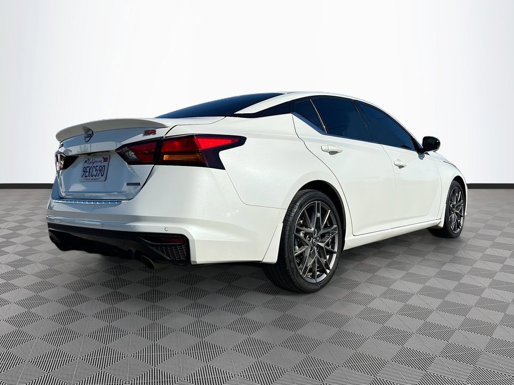 Used 2023 Nissan Altima 2.0 SR image 7