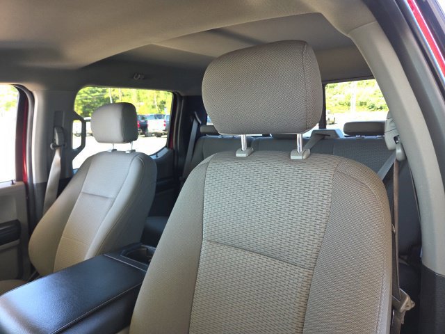 Used 2018 Ford F150 XLT w/ Equipment Group 302A Luxury AWD/4WD image 27