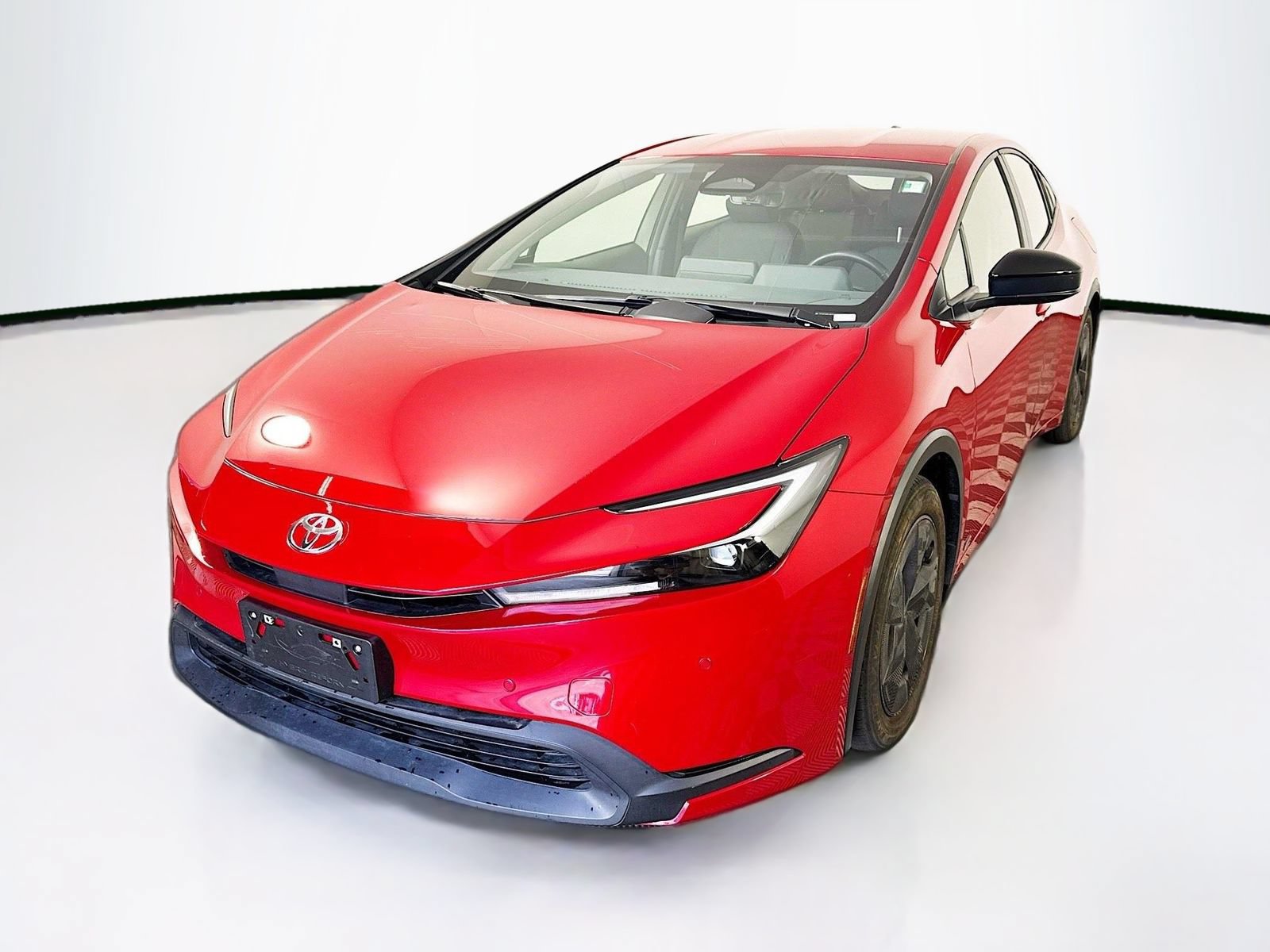 Certified 2023 Toyota Prius LE AWD/4WD image 3