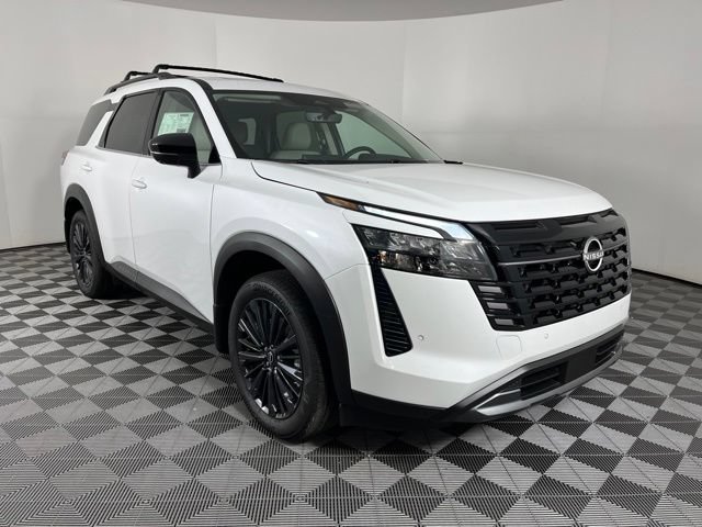 New 2026 Nissan Pathfinder SL w/ SL Premium Package FWD image 3