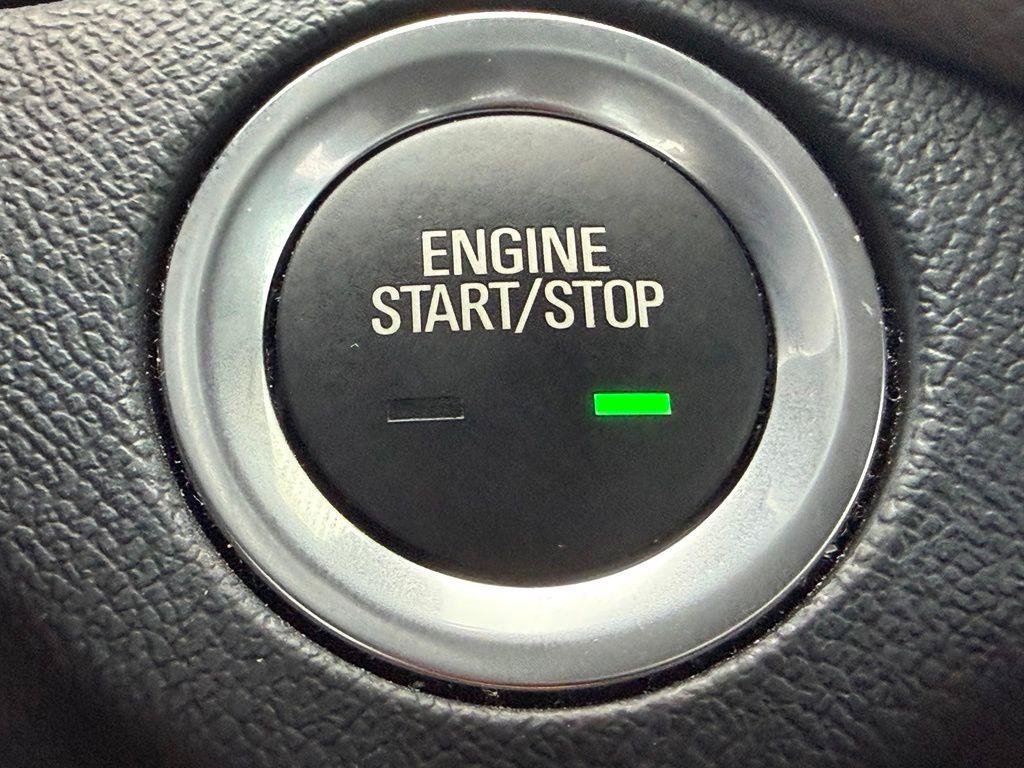Used 2024 Chevrolet Equinox LT FWD image 20