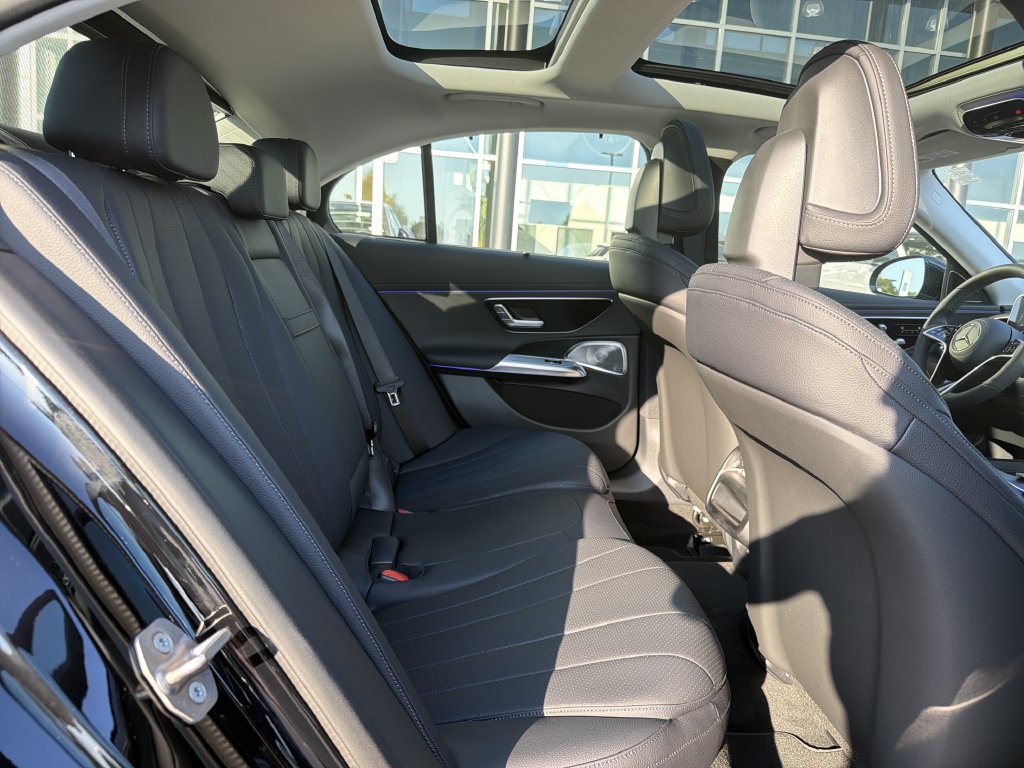 New 2027 Mercedes-Benz E 450 4MATIC Sedan image 14