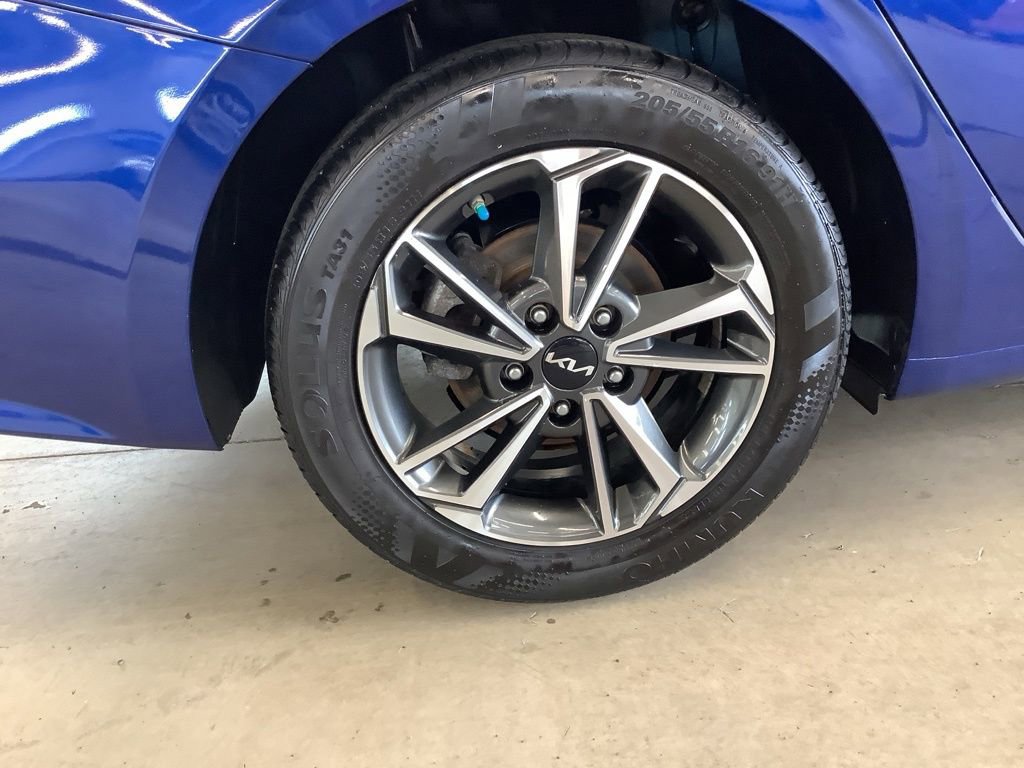 Certified 2023 Kia Forte LXS w/ LXS Technology Package image 21