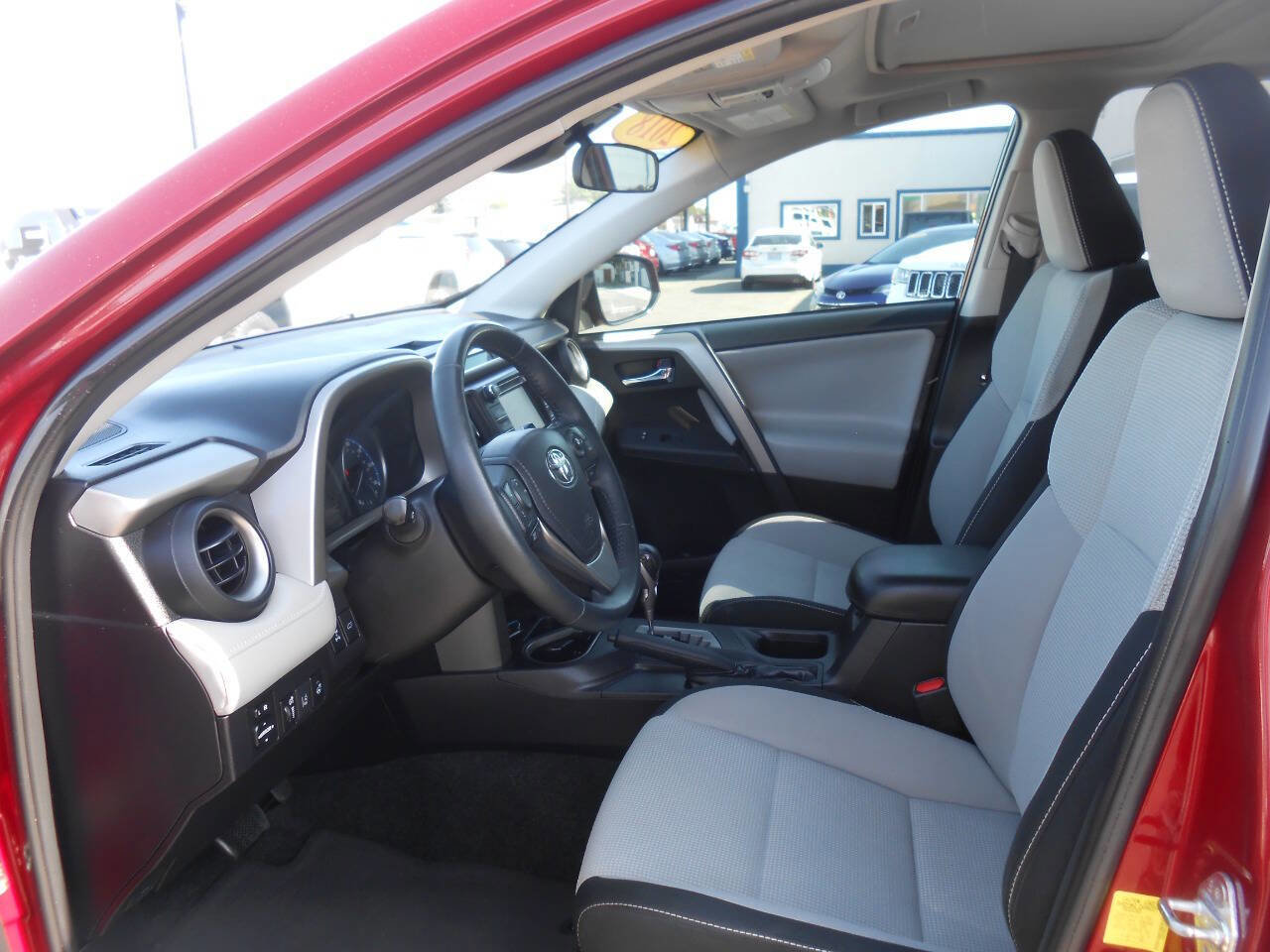 Used 2018 Toyota RAV4 Adventure w/ Cold Weather Package image 10