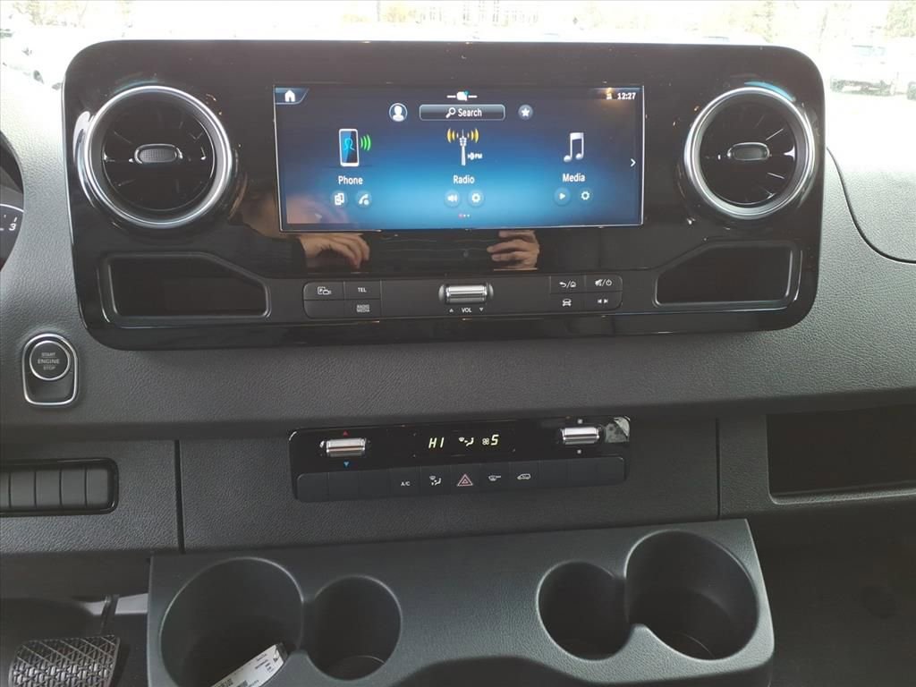 New 2026 Mercedes-Benz Sprinter 2500 image 21