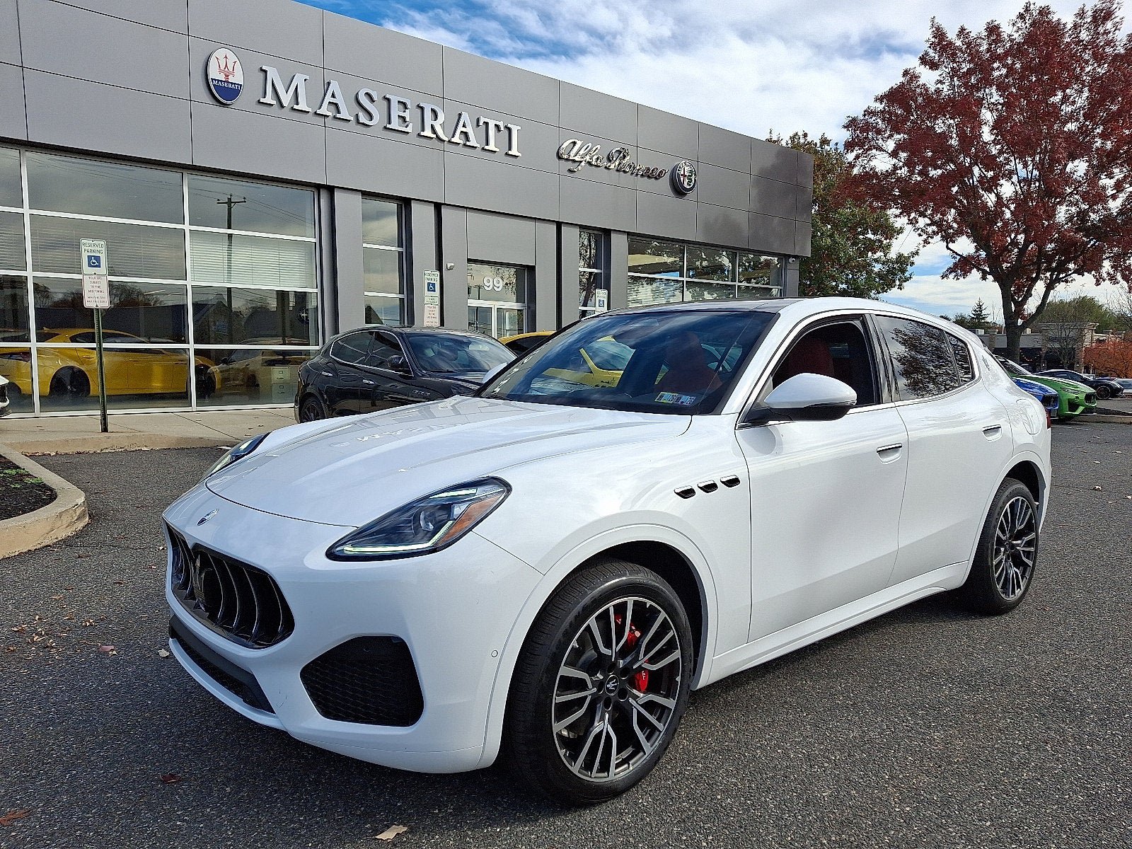 New 2025 Maserati Grecale GT AWD/4WD image 1