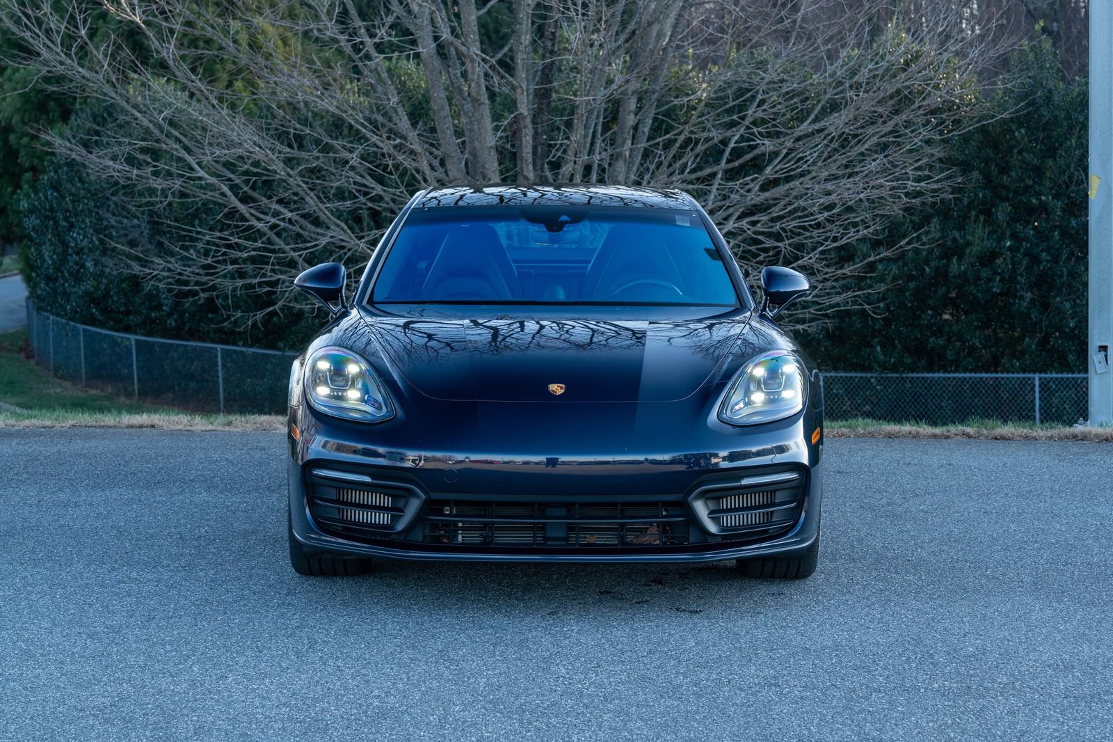Certified 2022 Porsche Panamera 4 w/ Premium Package image 10