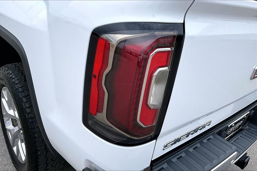 Used 2018 GMC Sierra 1500 SLT w/ Texas SLT Premium Package AWD/4WD image 39