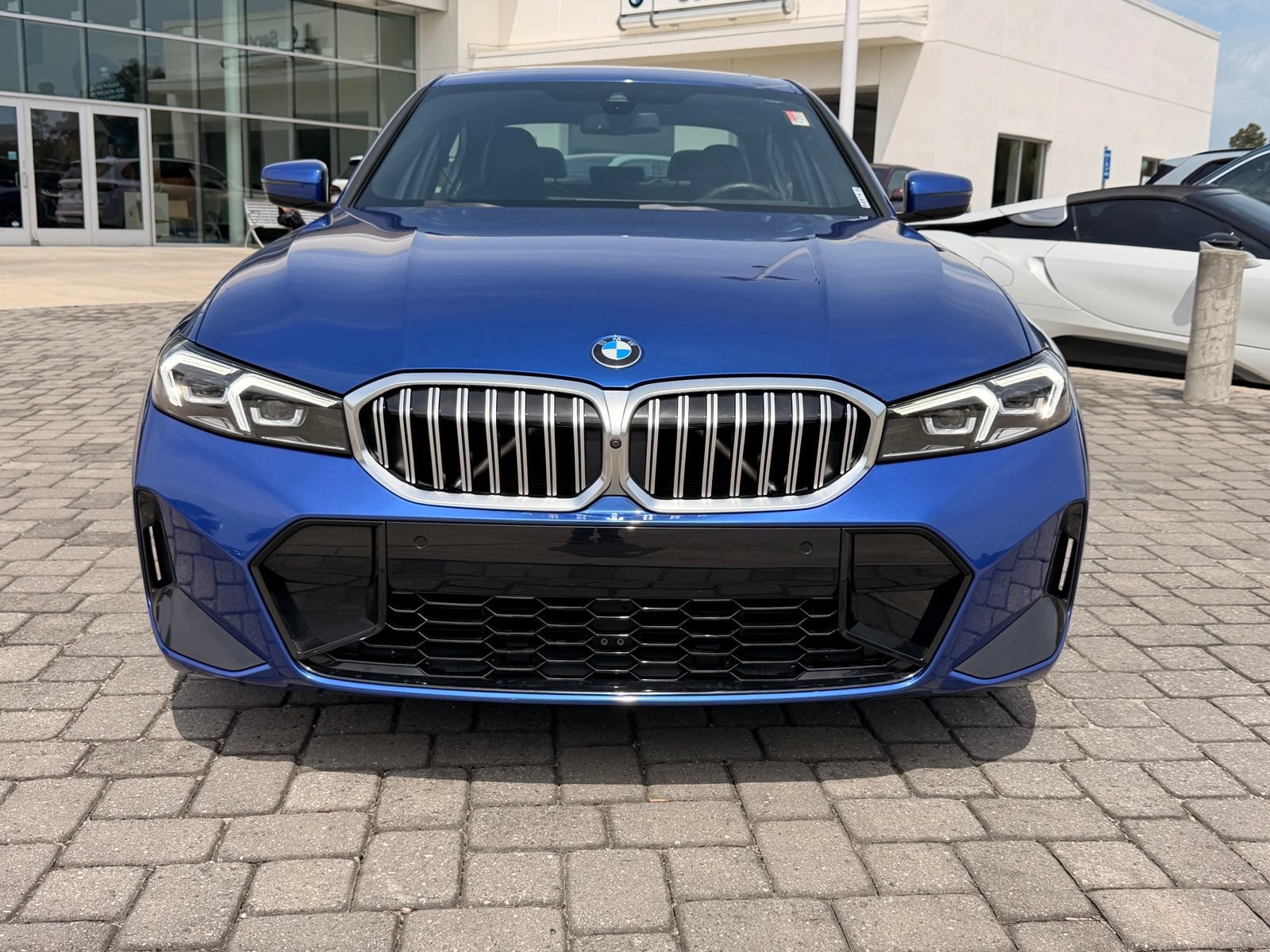 Used 2023 BMW 330i Sedan w/ M Sport Package RWD image 6