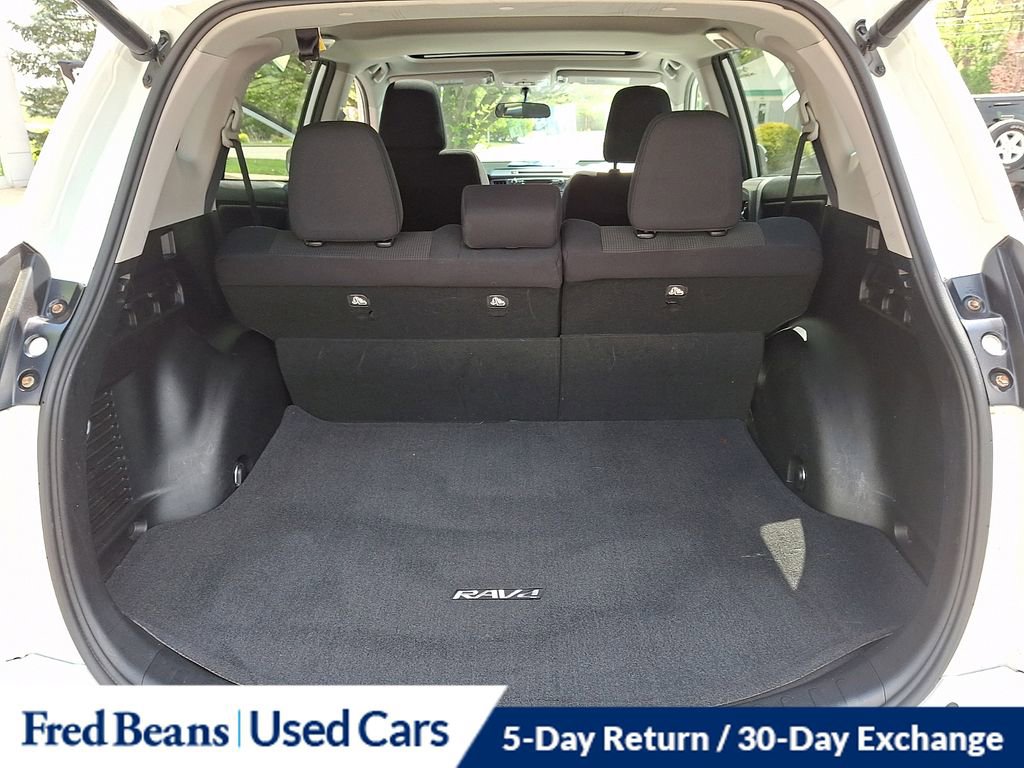 Used 2016 Toyota RAV4 XLE AWD/4WD image 30