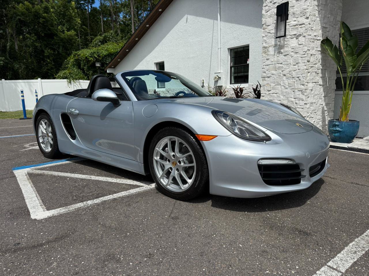 Used 2015 Porsche Boxster RWD image 17