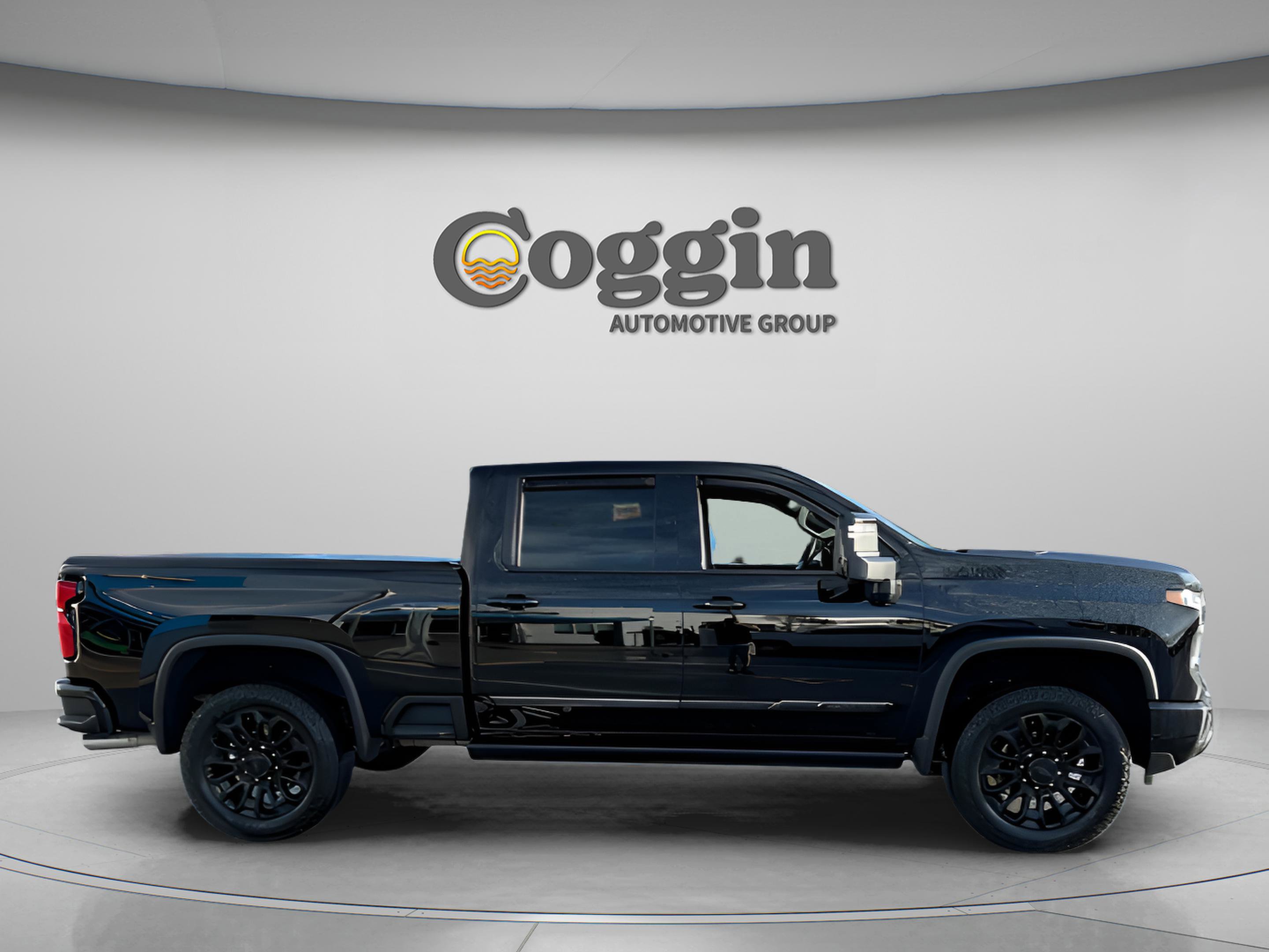 Certified 2024 Chevrolet Silverado 2500 High Country w/ High Country Premium Package image 4