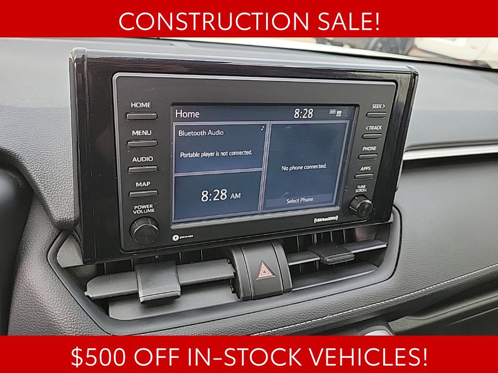 Used 2021 Toyota RAV4 XLE AWD/4WD image 19