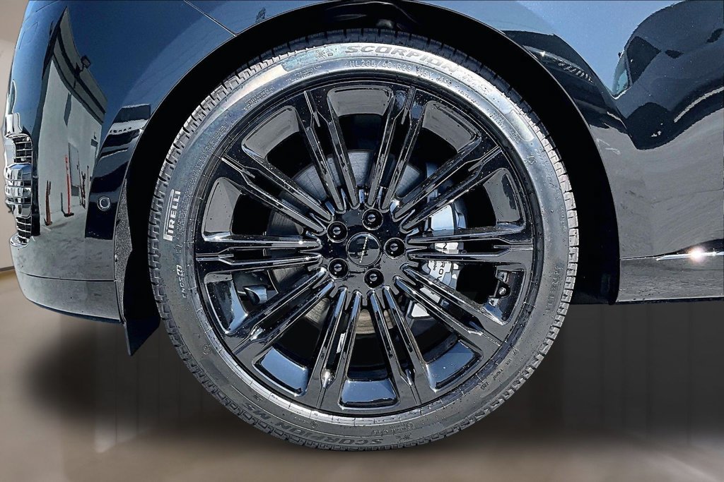 New 2026 Land Rover Range Rover SE AWD/4WD image 13