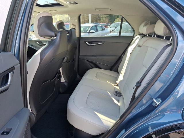 New 2025 Kia Niro EX Touring image 5