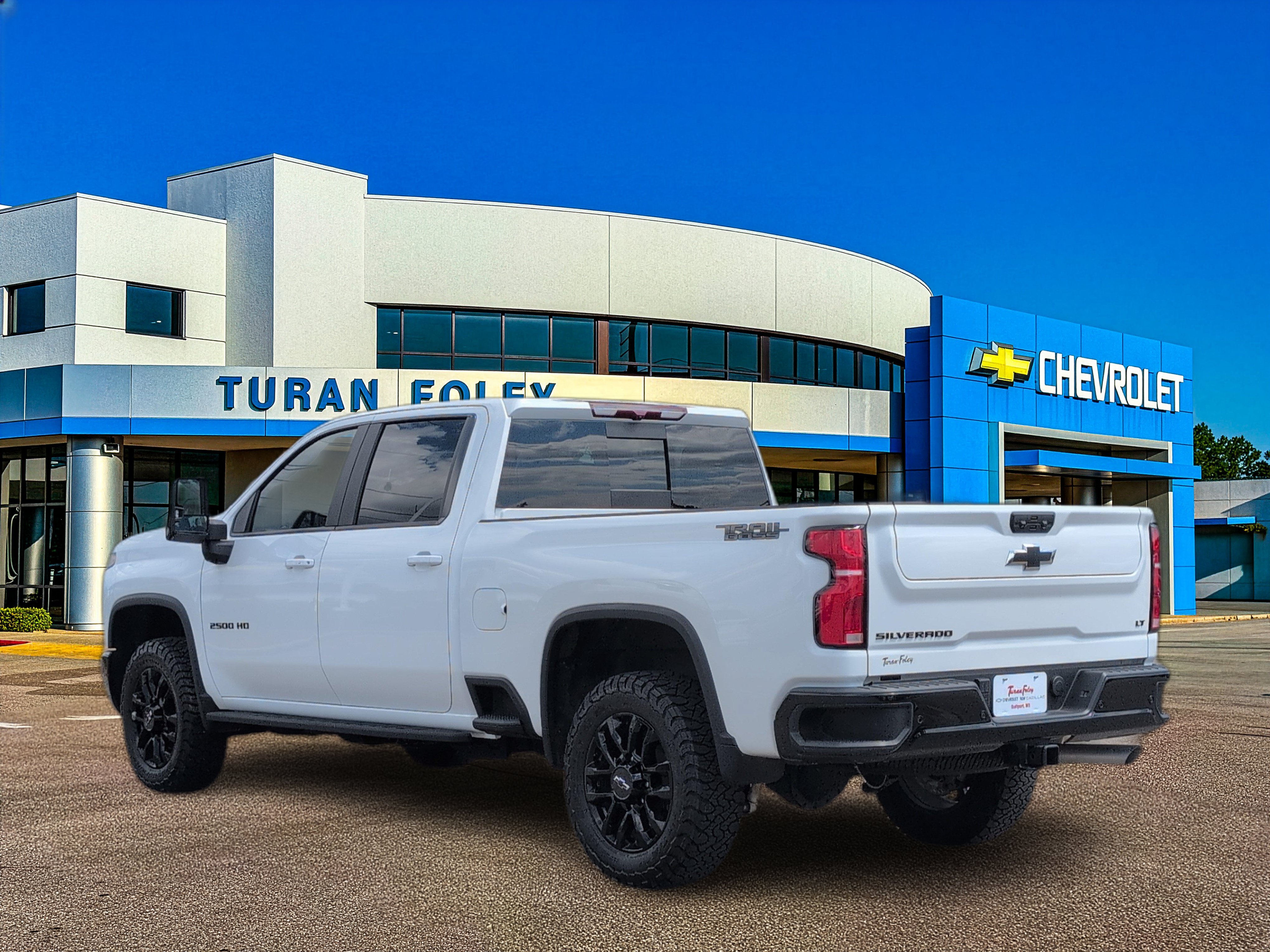 Used 2025 Chevrolet Silverado 2500 LT w/ Trail Boss Package AWD/4WD image 3