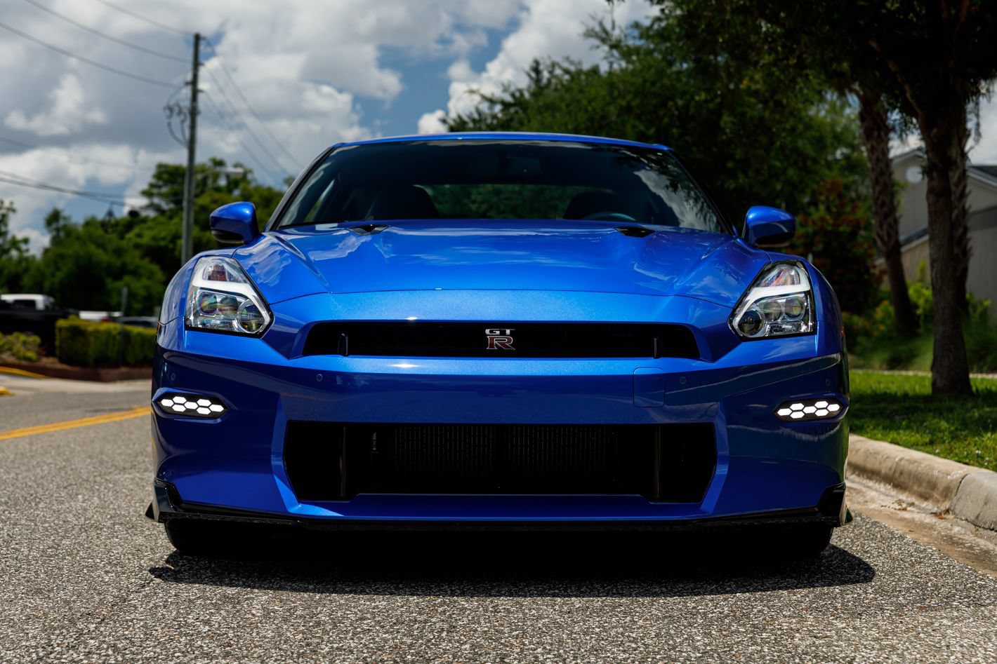 Used 2024 Nissan GT-R AWD/4WD image 5