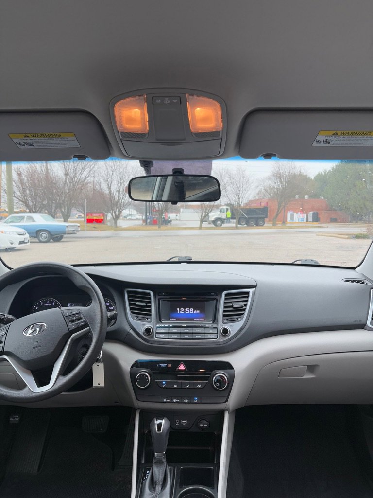 Used 2017 Hyundai Tucson SE image 14