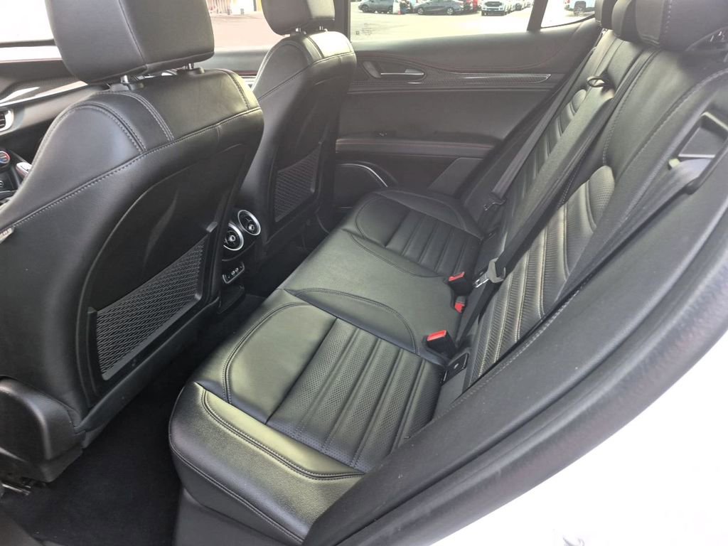 Used 2023 Alfa Romeo Stelvio Estrema AWD/4WD image 14